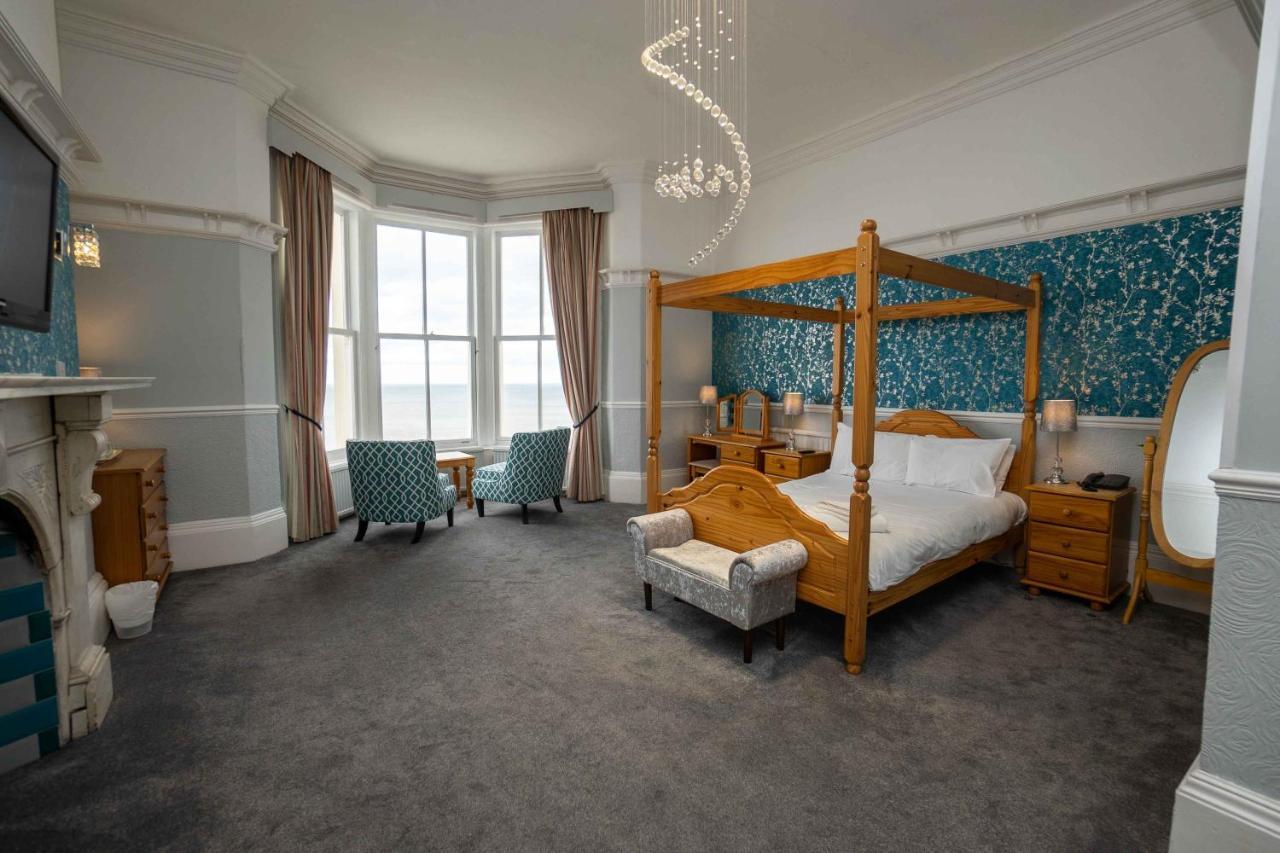 Delmont Hotel سكرابورو المظهر الخارجي الصورة